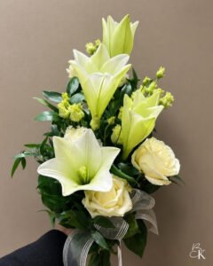 surukimppu-valkoinen-valkolilja-ruusu-eustoma