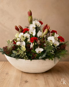 kukkaasetelma_joulu_punavalkoinen_amaryllis_orkidea_neilikka
