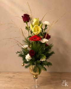 kukkaasetelma_joulu_punavalkoinen_amaryllis_ruusu_gerbera
